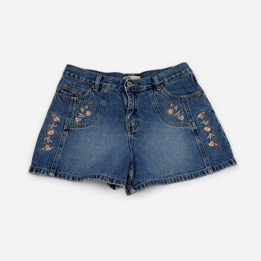 Vintage y2k Faded Glory blue denim shorts with pink floral embroidery